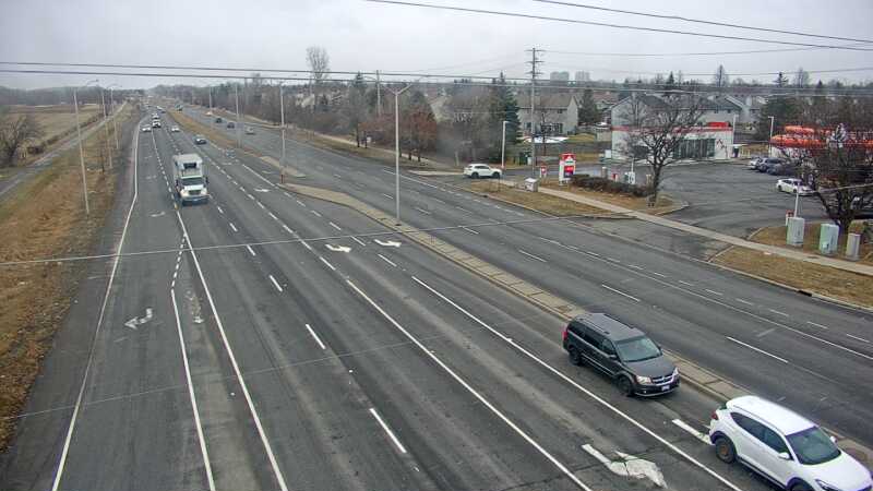 Traffic camera image at 2025-03-25 14:15:11