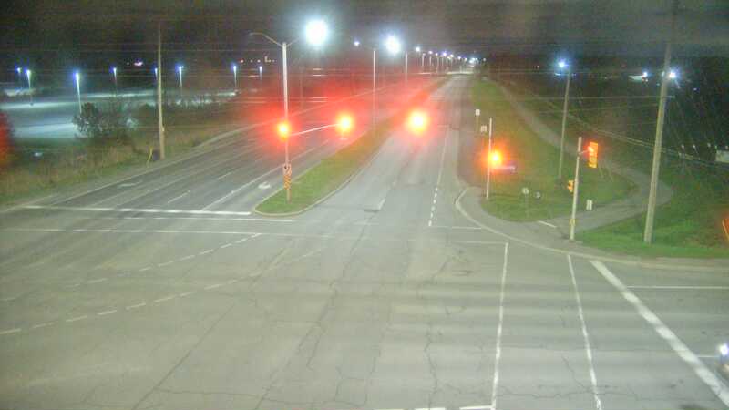 Traffic camera image at 2025-05-09 06:35:53