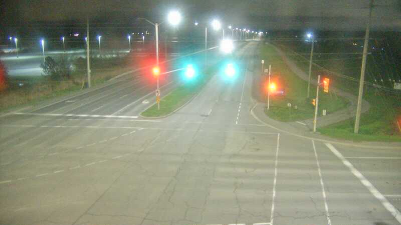 Traffic camera image at 2025-05-09 07:40:22