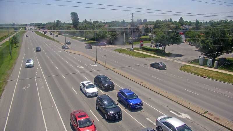 Traffic camera image at 2025-06-30 17:15:23