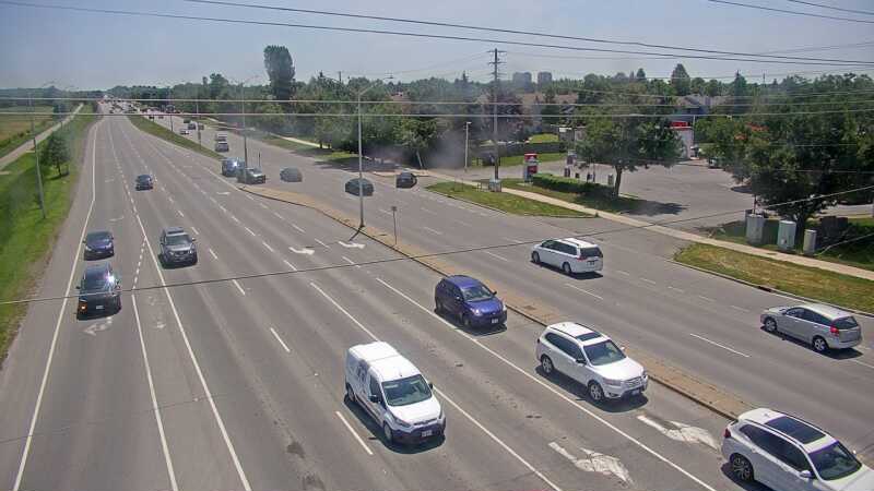 Traffic camera image at 2025-06-30 17:25:23