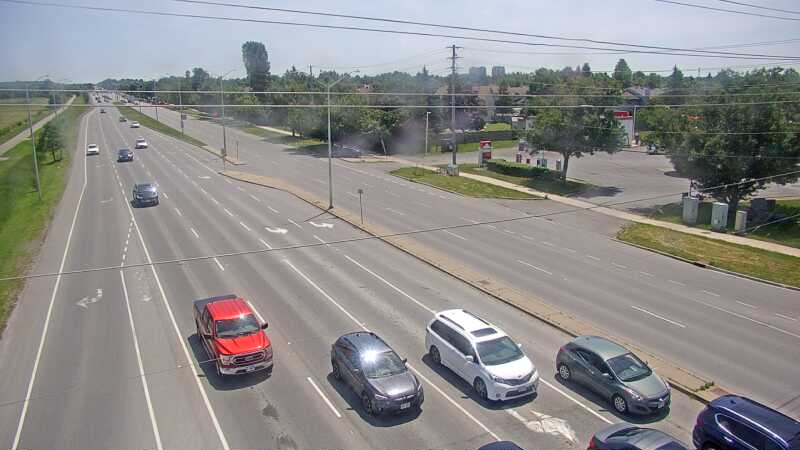 Traffic camera image at 2025-06-30 17:50:13