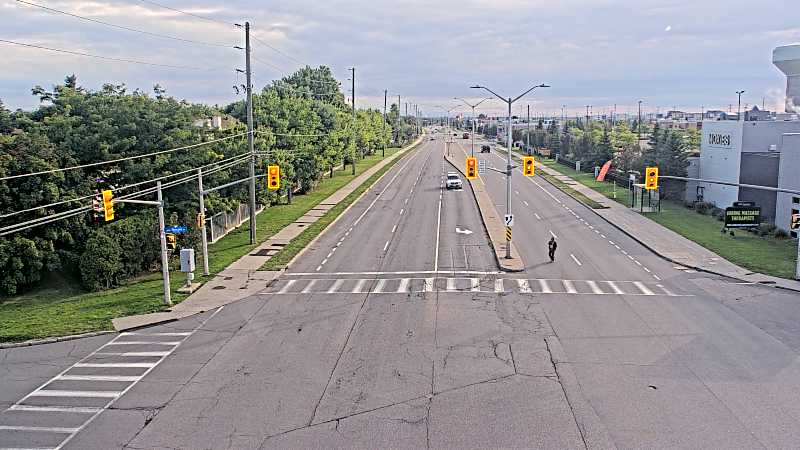 Traffic camera image at 2025-09-07 12:31:33