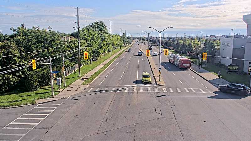Traffic camera image at 2025-09-07 13:26:32