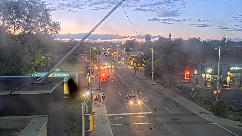 Traffic camera image at 2025-08-25 00:16:24