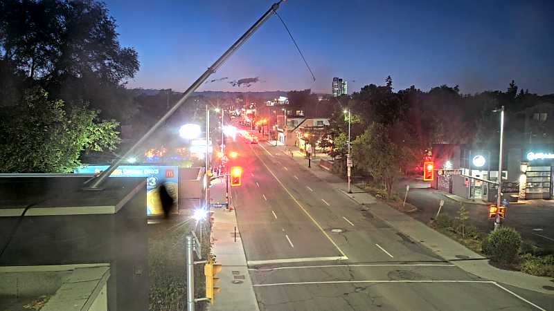 Traffic camera image at 2025-08-25 00:41:26