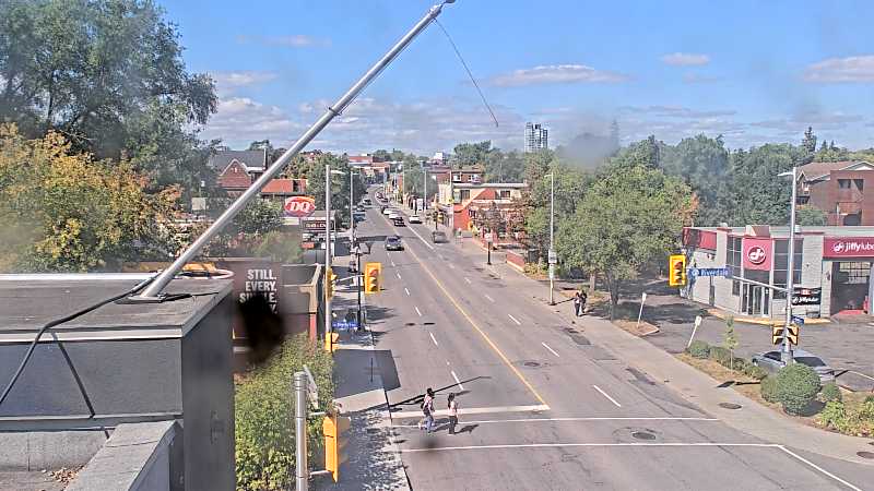 Traffic camera image at 2025-09-14 17:21:26
