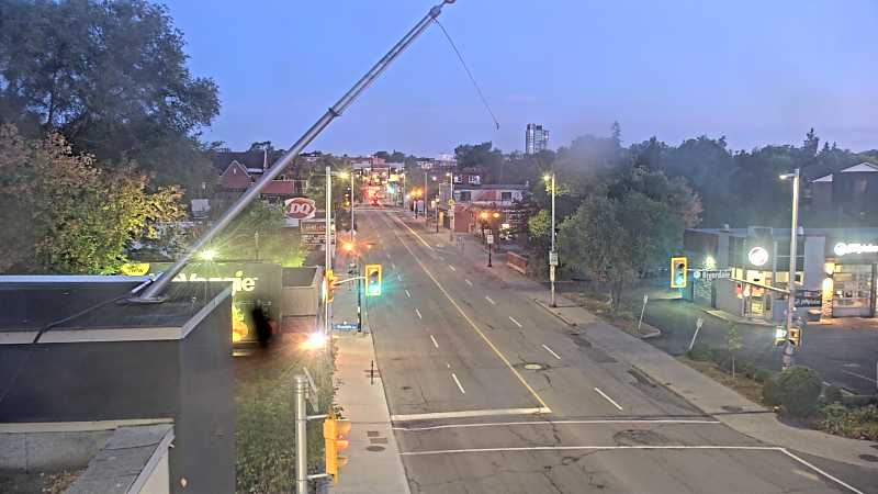 Traffic camera image at 2025-09-18 10:21:19