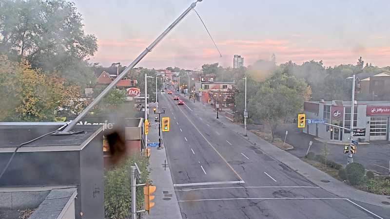 Traffic camera image at 2025-09-18 10:51:31