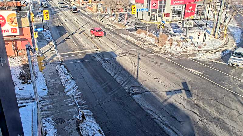 Traffic camera image at 2024-12-21 16:01:14