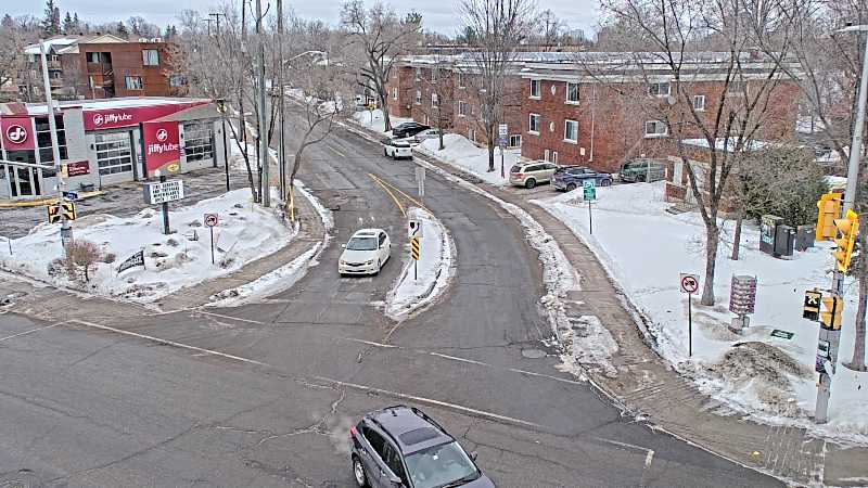 Traffic camera image at 2025-03-09 13:21:08