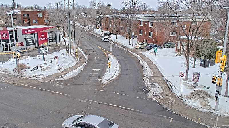 Traffic camera image at 2025-03-09 13:41:32