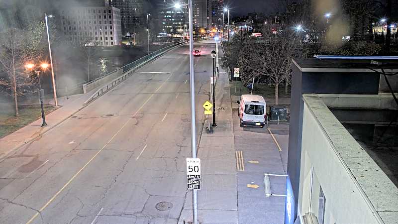 Traffic camera image at 2025-05-09 07:31:03
