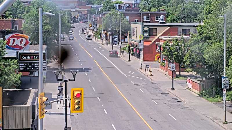 Traffic camera image at 2025-06-30 18:16:34