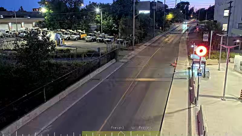 Traffic camera image at 2025-08-25 00:26:18