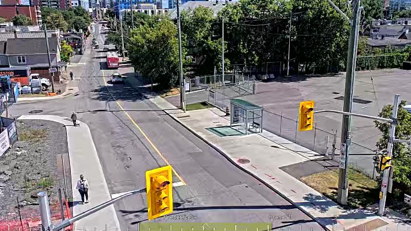 Traffic camera image at 2025-08-31 16:41:25