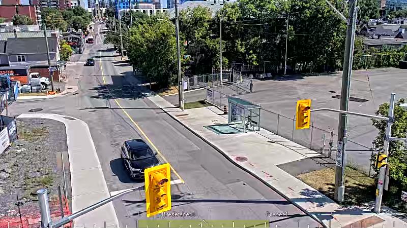 Traffic camera image at 2025-08-31 16:51:30