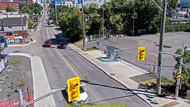 Traffic camera image at 2025-08-31 17:46:34