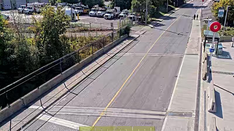 Traffic camera image at 2025-09-14 17:36:31