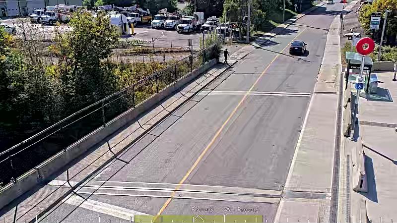 Traffic camera image at 2025-09-14 17:46:39