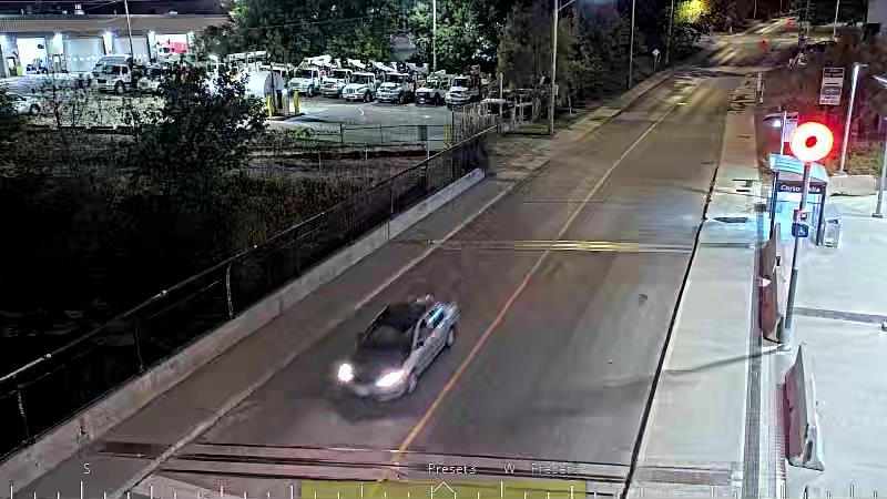 Traffic camera image at 2025-09-17 05:31:16
