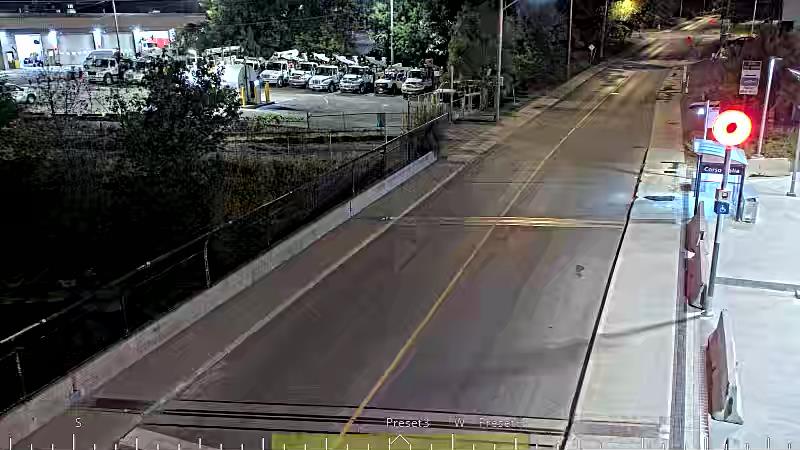 Traffic camera image at 2025-09-17 05:41:22
