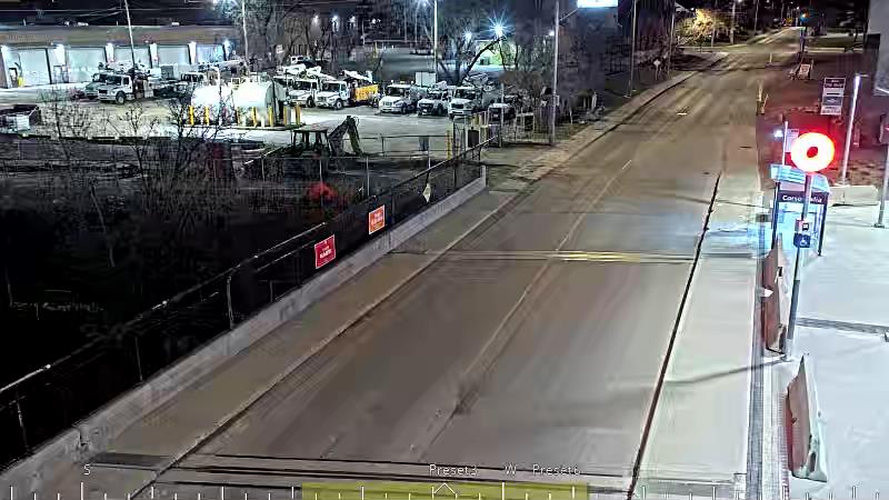Traffic camera image at 2025-04-25 08:36:46