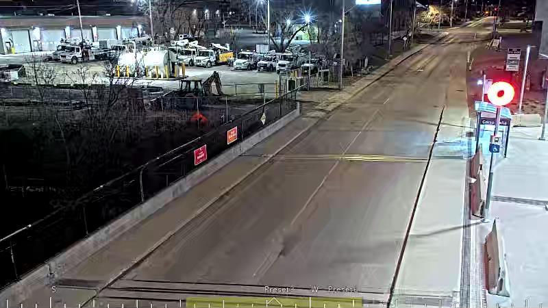 Traffic camera image at 2025-04-25 08:46:06