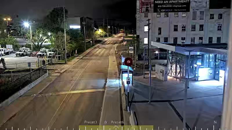 Traffic camera image at 2025-05-09 06:56:12