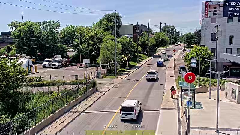 Traffic camera image at 2025-06-30 17:06:38