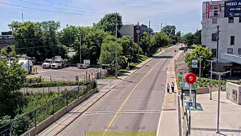 Traffic camera image at 2025-06-30 17:31:38