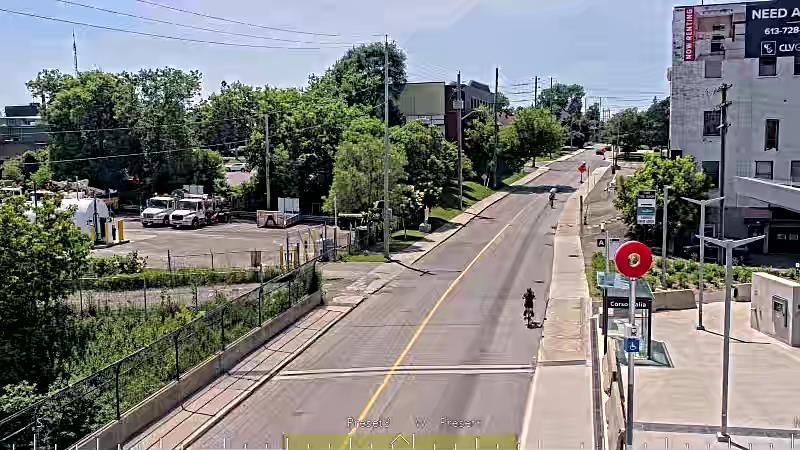 Traffic camera image at 2025-06-30 17:46:31