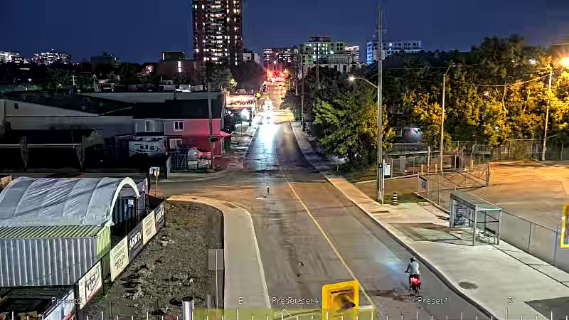 Traffic camera image at 2025-07-06 01:46:22