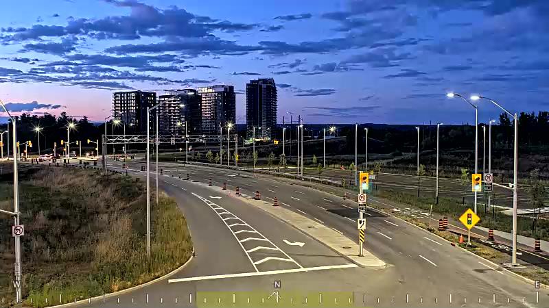 Traffic camera image at 2025-08-25 00:21:18