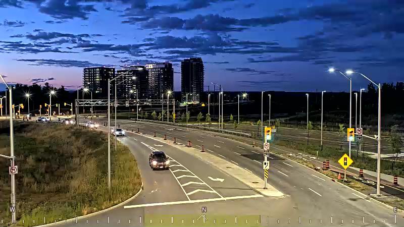 Traffic camera image at 2025-08-25 00:26:19