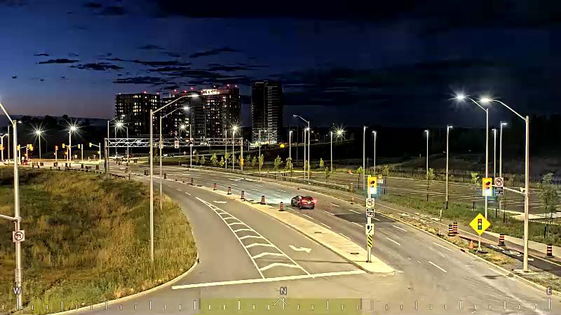Traffic camera image at 2025-08-25 00:41:26