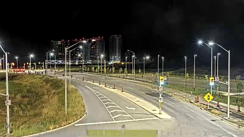 Traffic camera image at 2025-08-25 02:51:24