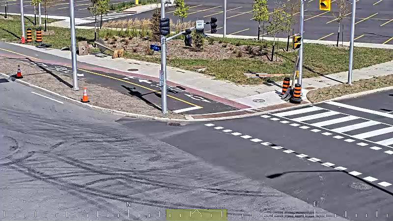 Traffic camera image at 2025-09-14 17:31:24