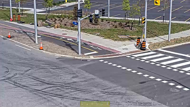 Traffic camera image at 2025-09-14 17:46:39