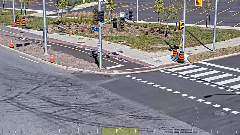 Traffic camera image at 2025-09-14 18:21:27
