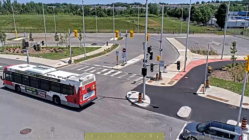 Traffic camera image at 2025-06-30 16:38:30