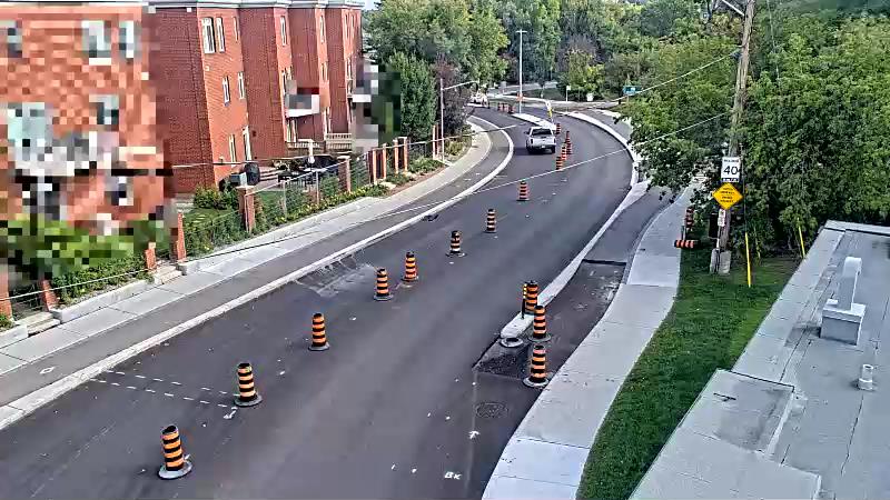 Traffic camera image at 2025-09-05 13:16:33