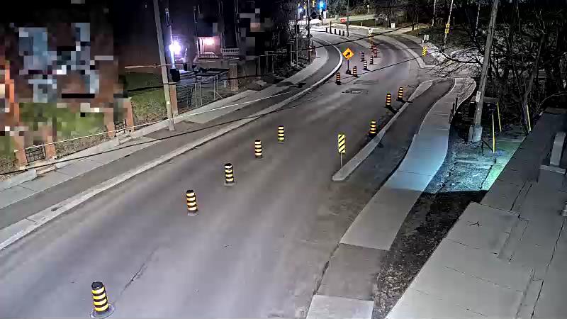 Traffic camera image at 2025-04-25 08:05:48