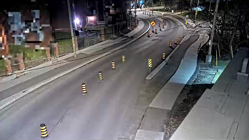 Traffic camera image at 2025-04-25 08:56:02