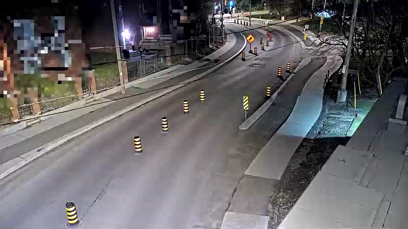 Traffic camera image at 2025-04-25 09:01:06