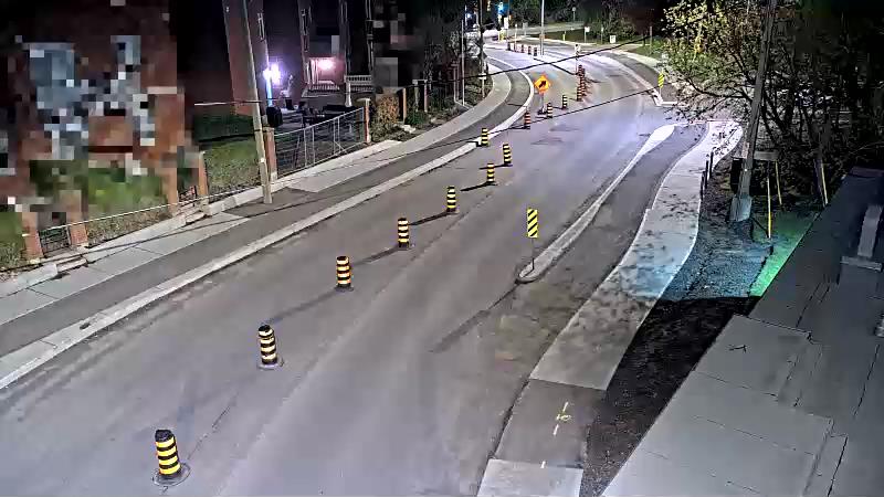Traffic camera image at 2025-05-09 06:51:12