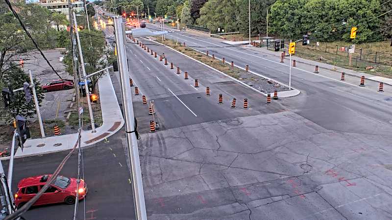 Traffic camera image at 2025-08-25 00:06:29