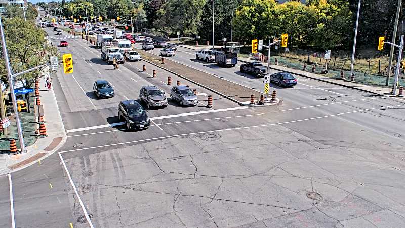 Traffic camera image at 2025-09-16 16:46:33