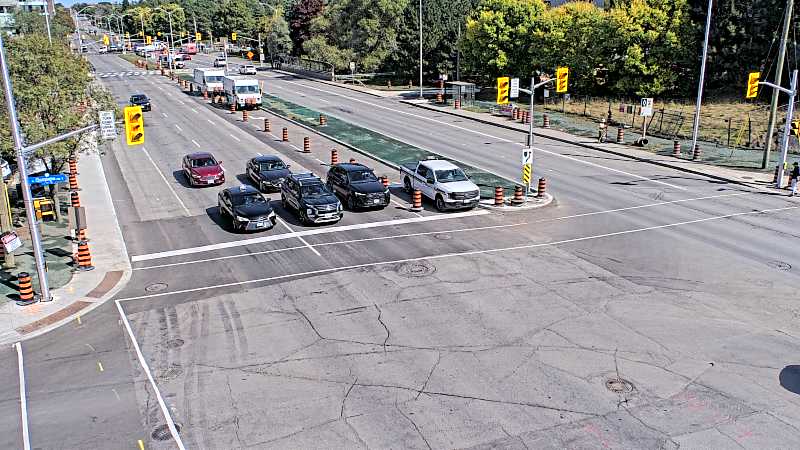 Traffic camera image at 2025-09-16 18:06:35
