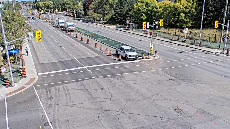 Traffic camera image at 2025-09-16 18:16:34
